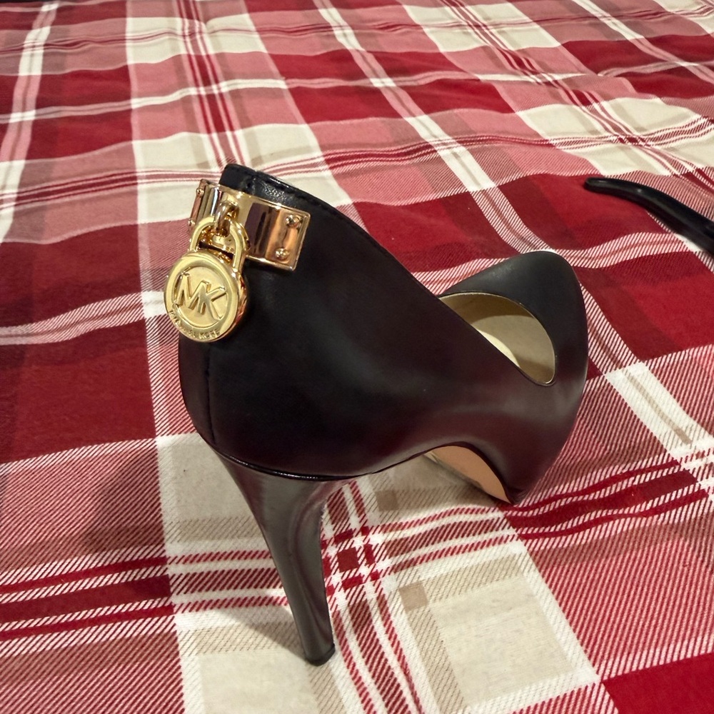 Michael Kors Black and Gold Stiletto Heels